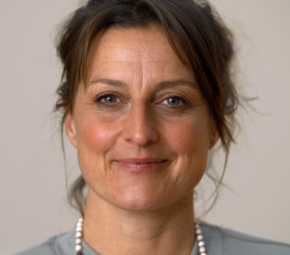 Daphne Koken portret