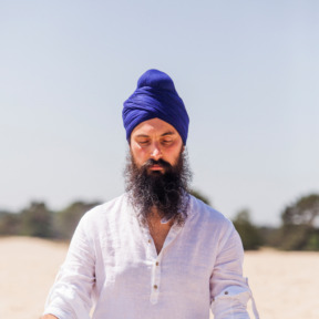 Guru Gian