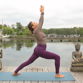 staande yogaoefeningen