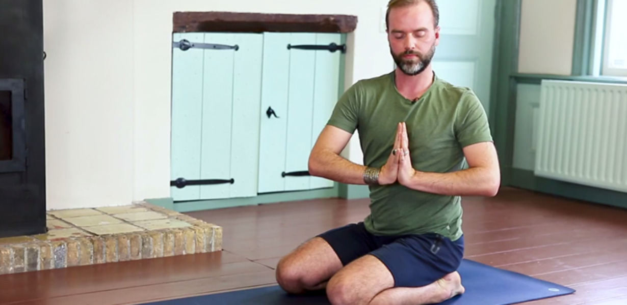 Iddo Drevijn – Luister naar jezelf yogales – 720×440