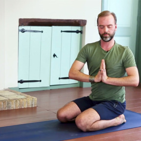 Iddo Drevijn – Luister naar jezelf yogales – 720×440