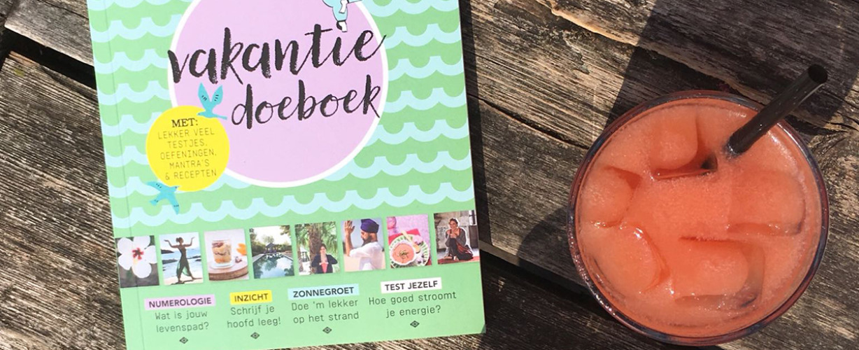 yoga vakantie doeboek
