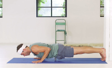 Patrick Vermeulen - how to yoga - lage plank 720x440