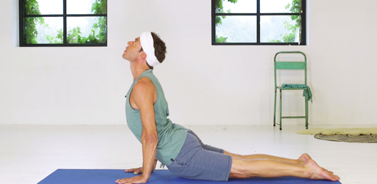 Patrick Vermeulen - how to yoga - vinyasa flow 720x440