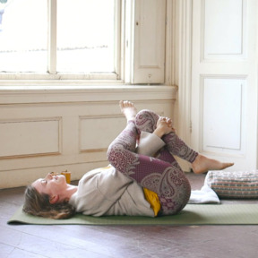 Irene Sportel - Van je hoofd naar je hart met Yin yoga oefeningen