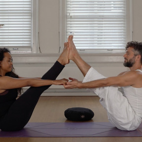 partneryoga_720x440