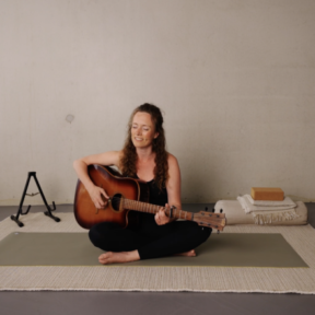 Yin yoga voor loslaten van spanning cover