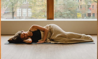 Uitgelichte afbeelding-yoga nidra-audio sessie 1-Diepe rust en herstel-1110×740