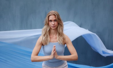 Yoga magazine 2025-09-11_05_halve stoel_3310 b_preview Cropped