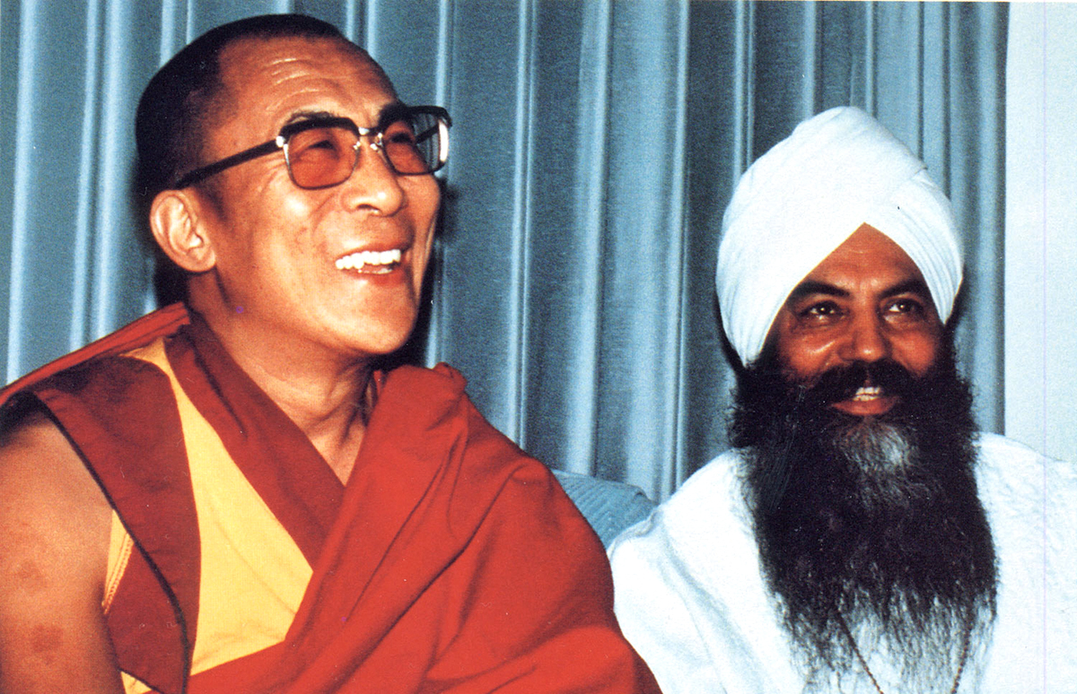 Yogi Bhajan en de Dalai Lama 