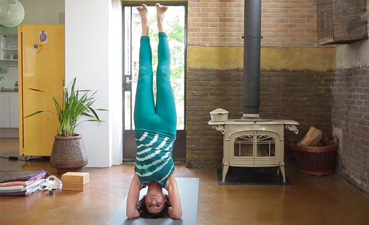 Hoofdstand met Iyengar yogaserie