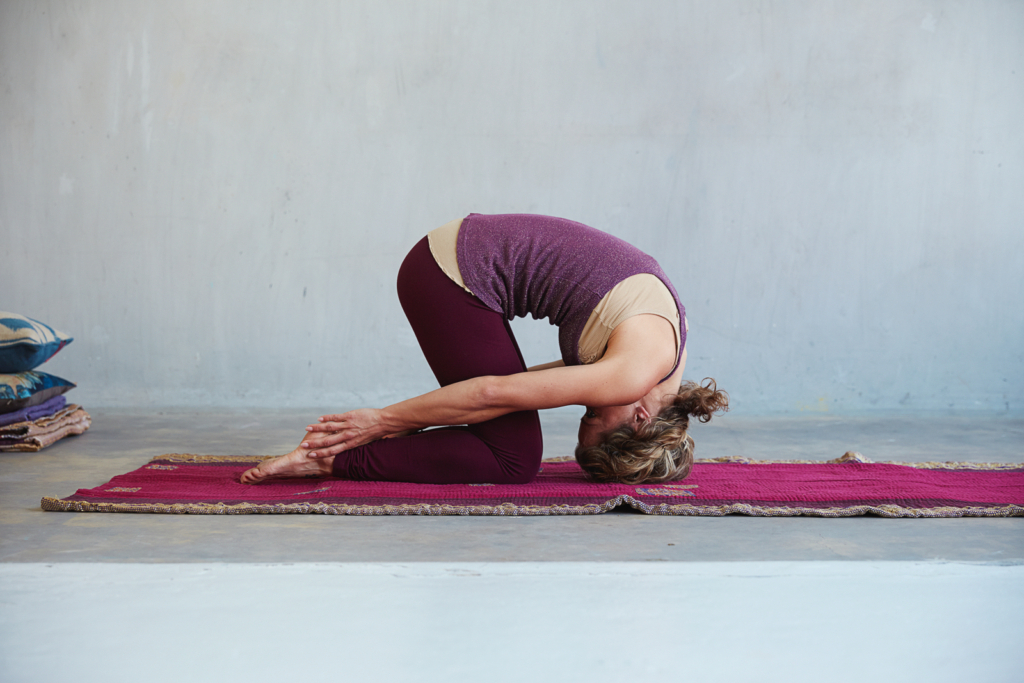 Yoga voor nek en schouders: Konijnhouding