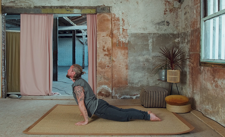 Yoga voor mannen: Zachte flow voor soepele spieren en energie