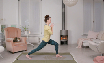 Handsfree yoga: No Hands Vinyasa Flow