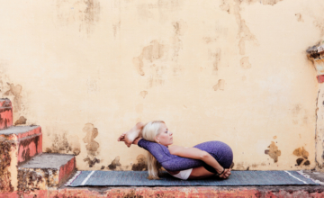 Het verhaal achter Nidrasana: duik in jezelf