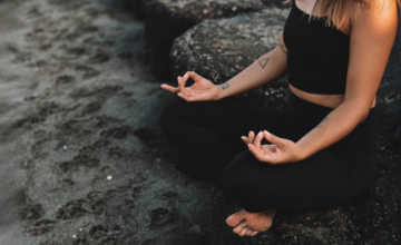 Snel geïrriteerd? Zo helpt yoga bij innerlijke rust