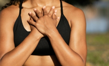 Breng je energie in balans met Ayurveda yoga