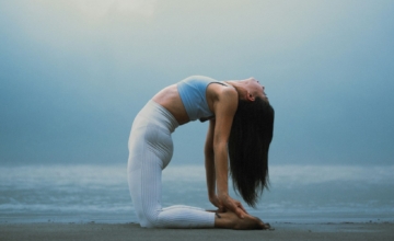 Yoga om te aarden voor Vata-types
