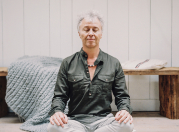 Meditatie: je emoties omarmen