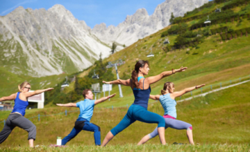 Laat je energie weer stromen met bergyoga in Oostenrijk