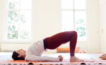 Drie yoga oefeningen die je helpen omgaan met emoties