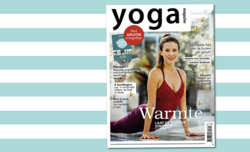 Het nieuwe Yoga by Happinez ligt in de winkel